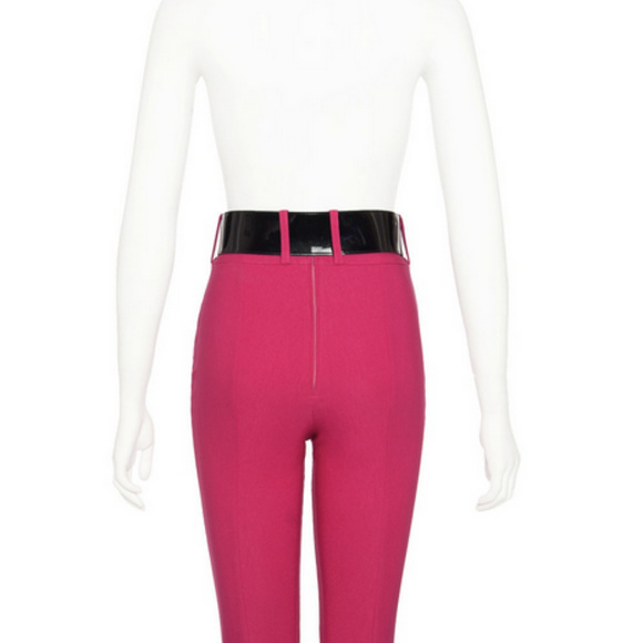 Deadly Dames Capris in Hot Pink - Picture 4 of 6